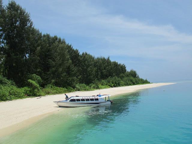 Honeymoon Package at Raja Ampat